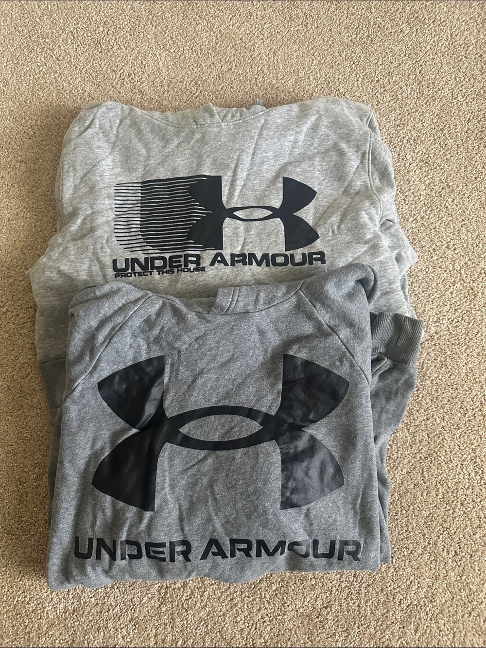 Under Armour Kids Gray Sweatshirt with Black Logo